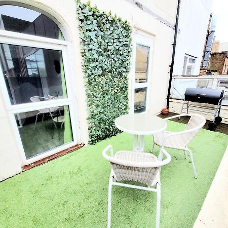 לונדון One Bedroom Apartment With A Terrace In Angel מראה חיצוני תמונה